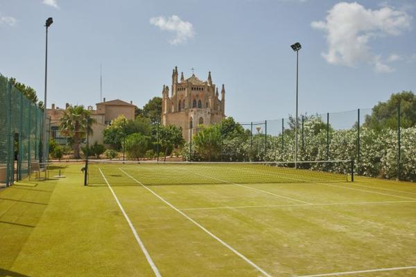 Aktive Auszeit: beinhaltet 1-stündige Tennisstunde + 2 Stunden Spa-Zugang Inclusive Collection by Hyatt Aktive Auszeit: beinhaltet 1-stündige Tennisstunde + 2 Stunden Spa-Zugang Inclusive Collection by Hyatt